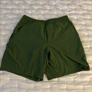Men’s lululemon shorts
